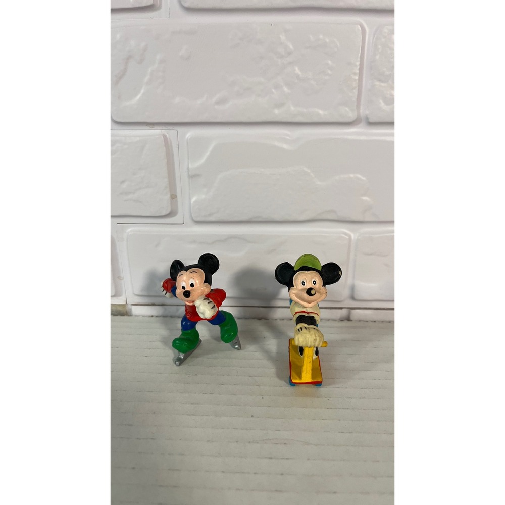 Disney Mickey Mouse Figurine Unisex OS Multi Ice Skating Scooter PVC Set
